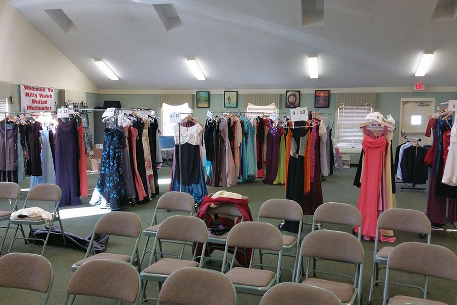 Prom season’s Project Glam Girls offers fabulous free finds again